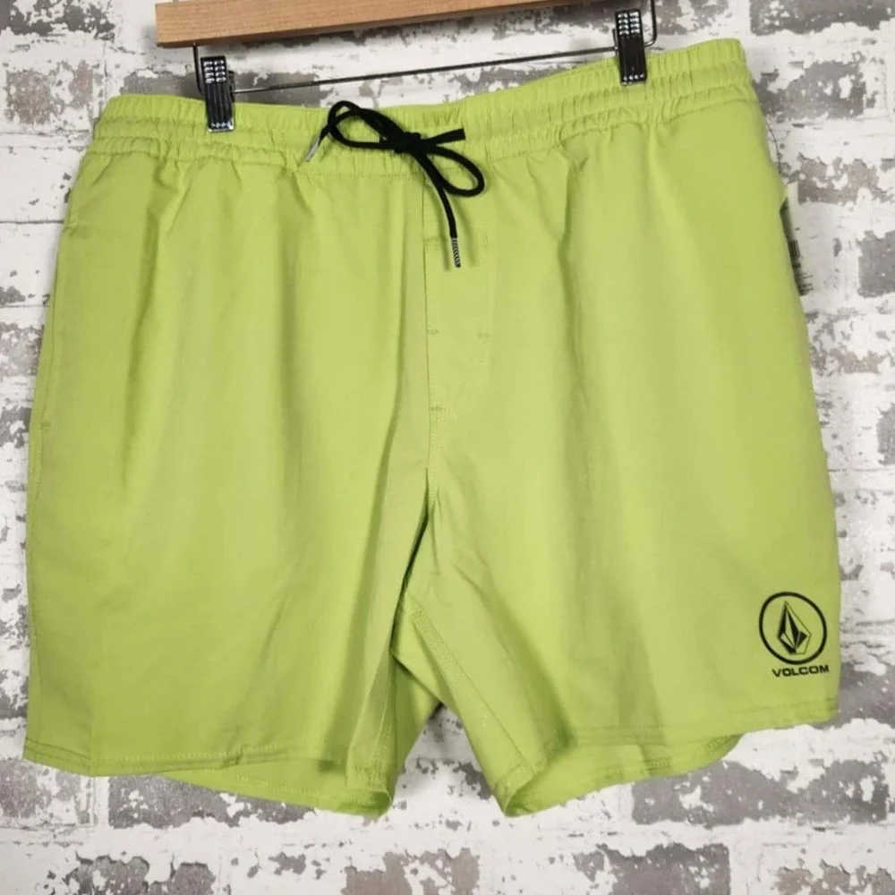 Volcom Manic Trunks Men XL Green Drawstring Swim Shorts Casual Activewear Pocket
